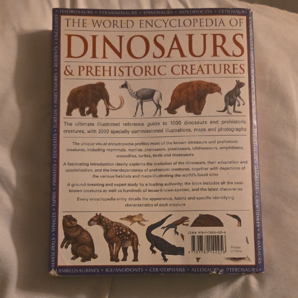 The World Encyclopedia of Dinosaurs & Prehistoric Creatures Book - Picture 2 of 16